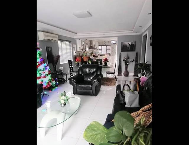 3 BEDROOM HOUSE FOR SALE IN SYDENHAM